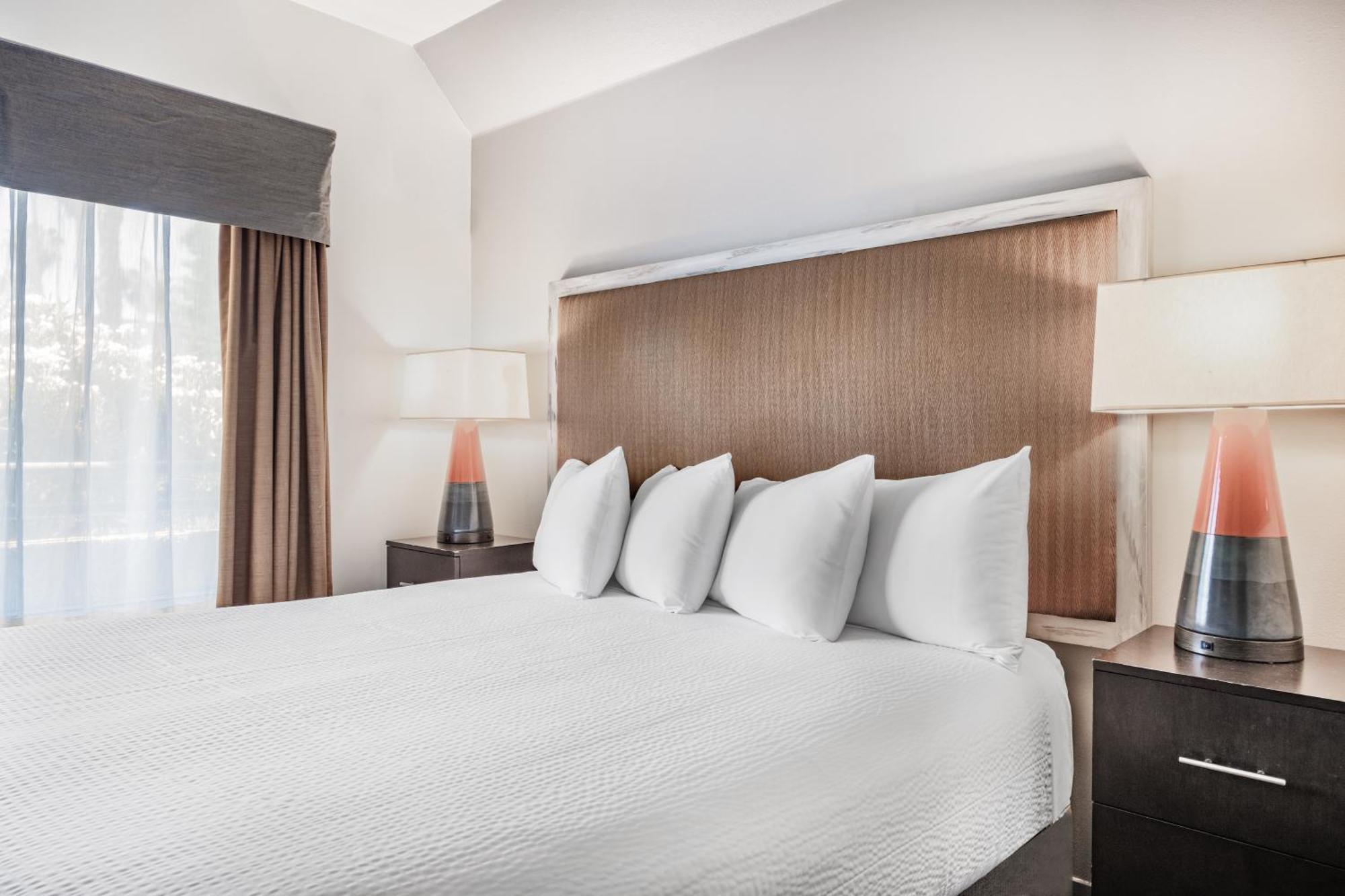 Ramada By Wyndham Bakersfield Hotel Luaran gambar
