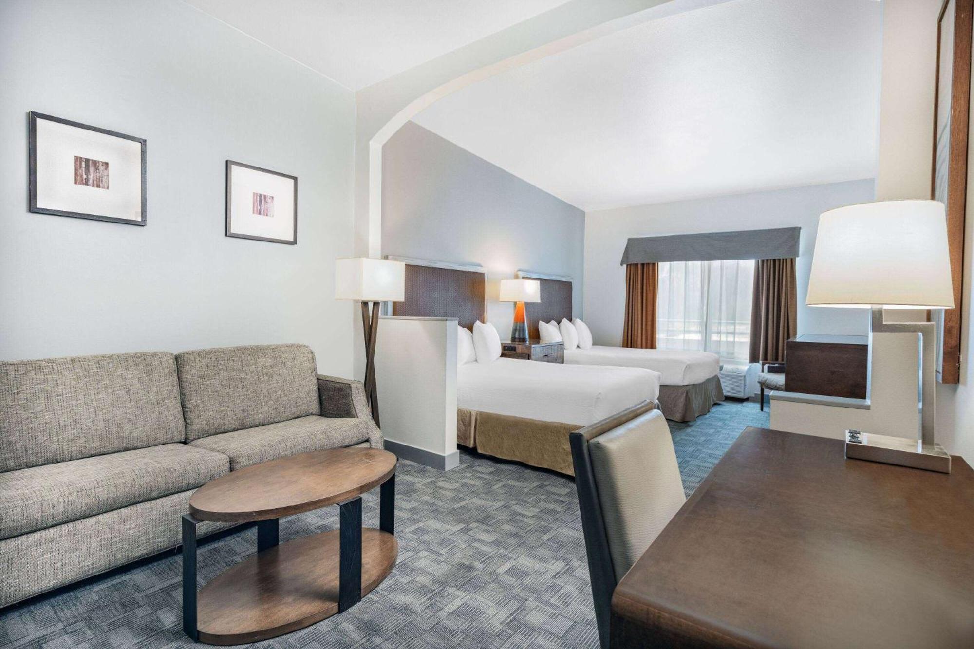 Ramada By Wyndham Bakersfield Hotel Luaran gambar
