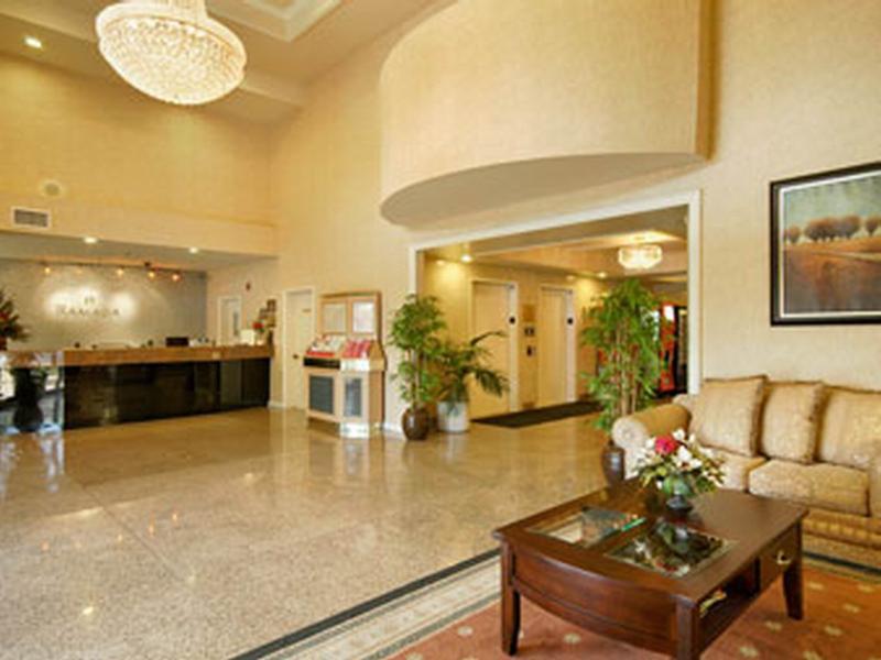 Ramada By Wyndham Bakersfield Hotel Luaran gambar